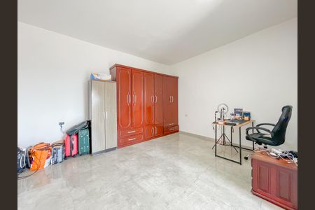 Casa para alugar com 173m², 3 quartos e 1 vagaSuíte 1