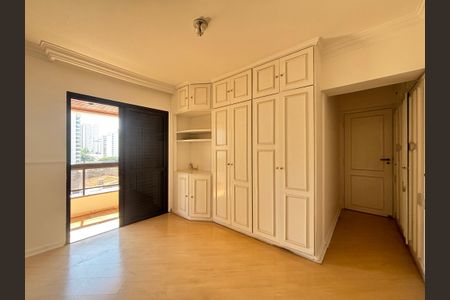 Apartamento à venda com 104m², 3 quartos e 2 vagas Apartamento à venda com 104m², 3 quartos e 2 vagasSuíte 1