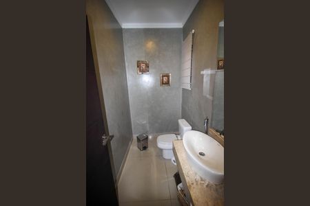 Casa de condomínio para alugar com 275m², 3 quartos e 2 vagas