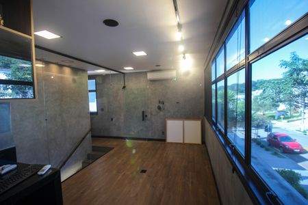 Casa de condomínio para alugar com 275m², 3 quartos e 2 vagas