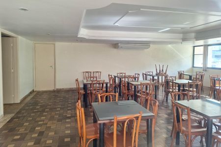 Apartamento à venda com 240m², 2 quartos e 1 vagaÁrea comum