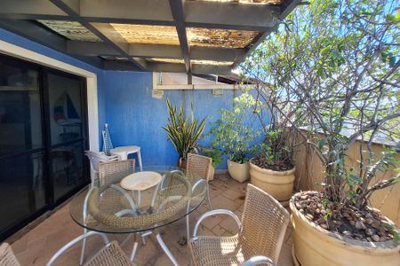 Apartamento à venda com 240m², 2 quartos e 1 vagaCobertura