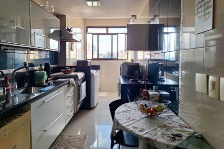 Apartamento à venda com 240m², 2 quartos e 1 vagaCozinha