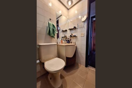 Apartamento à venda com 240m², 2 quartos e 1 vagaBanheiro Social