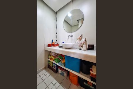 Apartamento à venda com 240m², 2 quartos e 1 vagaLavabo