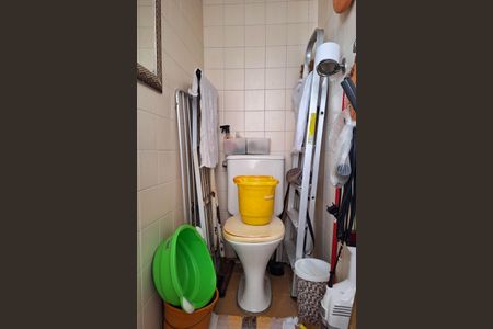 Apartamento à venda com 240m², 2 quartos e 1 vagaBanheiro de serviço