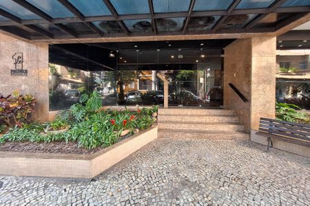 Apartamento à venda com 240m², 2 quartos e 1 vagaFachada