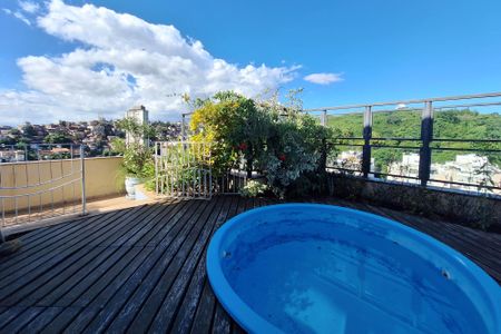 Apartamento à venda com 240m², 2 quartos e 1 vagaCobertura