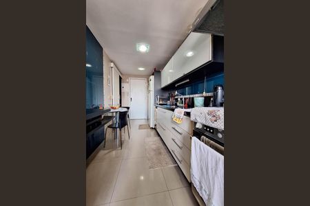 Apartamento à venda com 240m², 2 quartos e 1 vagaCozinha