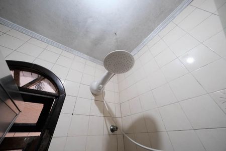 Casa à venda com 157m², 3 quartos e 3 vagasBanheiro 1