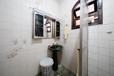 Casa à venda com 157m², 3 quartos e 3 vagasBanheiro 1