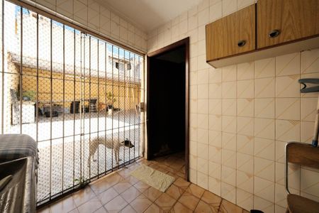 Casa à venda com 157m², 3 quartos e 3 vagasCozinha e Área de Serviço