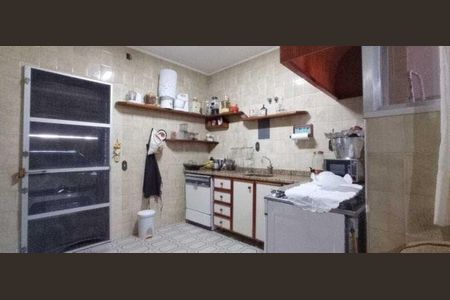 Casa para alugar com 374m², 3 quartos e 4 vagas Casa para alugar com 374m², 3 quartos e 4 vagasCozinha