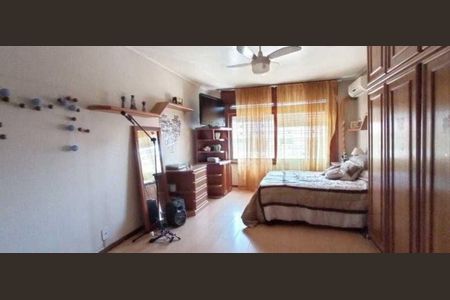 Casa para alugar com 374m², 3 quartos e 4 vagas Casa para alugar com 374m², 3 quartos e 4 vagasQuarto 3