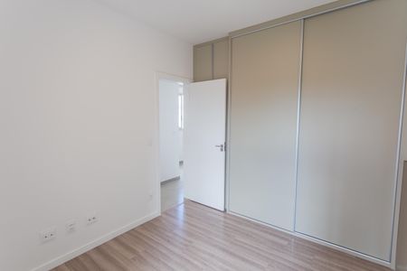 Apartamento à venda com 75m², 3 quartos e 2 vagasSuíte
