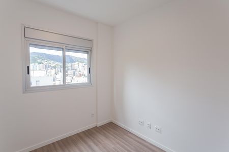 Apartamento à venda com 75m², 3 quartos e 2 vagasQuarto 2
