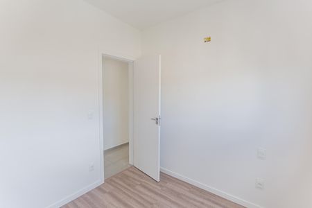 Apartamento à venda com 75m², 3 quartos e 2 vagasQuarto 2