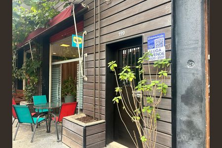 Casa para alugar com 72m², 3 quartos e sem vaga Casa para alugar com 72m², 3 quartos e sem vagaFachada