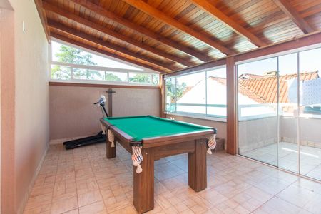 Casa à venda com 250m², 3 quartos e 2 vagasTerraço