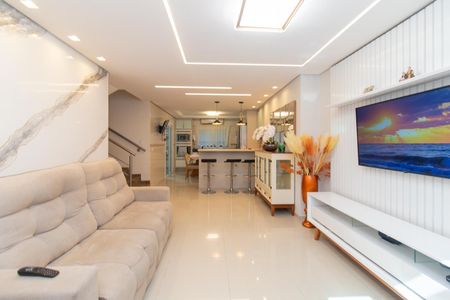 Sala de casa à venda com 3 quartos, 250m² em Hípica, Porto Alegre