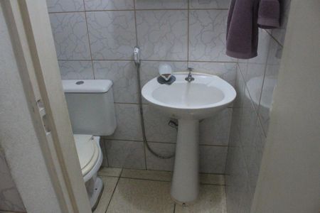 Casa à venda com 363m², 4 quartos e 2 vagasBanheiro 3