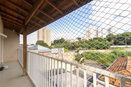 Casa à venda com 370m², 5 quartos e 8 vagasVaranda do Quarto 3