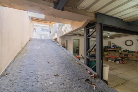Casa à venda com 370m², 5 quartos e 8 vagasGaragem 