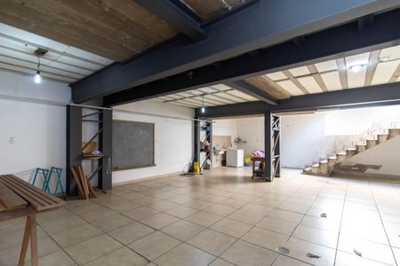 Casa à venda com 370m², 5 quartos e 8 vagasGaragem 