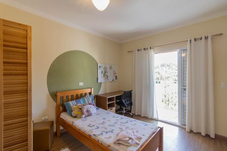 Casa à venda com 370m², 5 quartos e 8 vagasSuíte 2