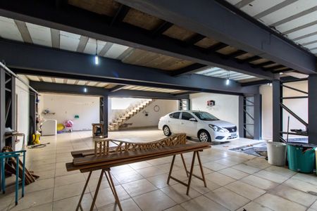 Casa à venda com 370m², 5 quartos e 8 vagasGaragem 