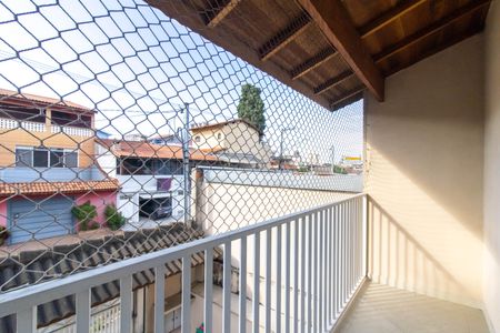 Casa à venda com 370m², 5 quartos e 8 vagasVaranda da Suíte 1