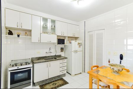 Apartamento à venda com 108m², 3 quartos e 2 vagasCozinha