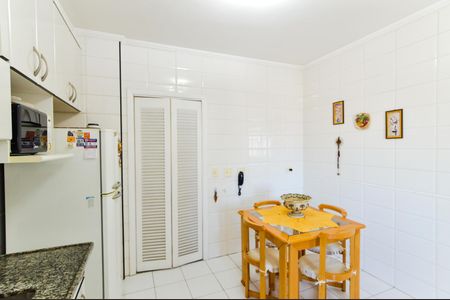 Apartamento à venda com 108m², 3 quartos e 2 vagasCozinha