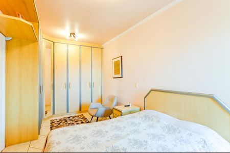 Apartamento à venda com 108m², 3 quartos e 2 vagasQuarto 2 - Suíte