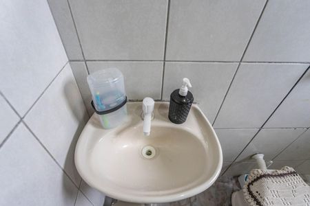 Casa à venda com 121m², 3 quartos e 2 vagasBanheiro 1 