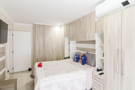 Casa para alugar com 155m², 4 quartos e 2 vagasSuíte