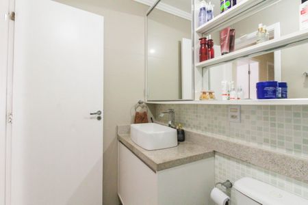 Casa para alugar com 155m², 4 quartos e 2 vagasBanheiro