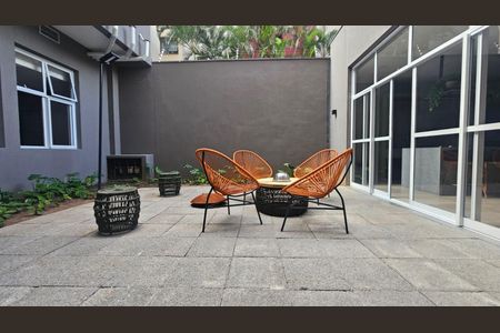 Apartamento à venda com 40m², 2 quartos e sem vagaÁrea comum