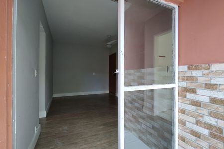 Apartamento à venda com 52m², 2 quartos e 1 vaga Apartamento à venda com 52m², 2 quartos e 1 vagaVaranda