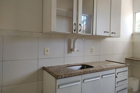 Apartamento à venda com 52m², 2 quartos e 1 vaga Apartamento à venda com 52m², 2 quartos e 1 vagaCozinha - Armários