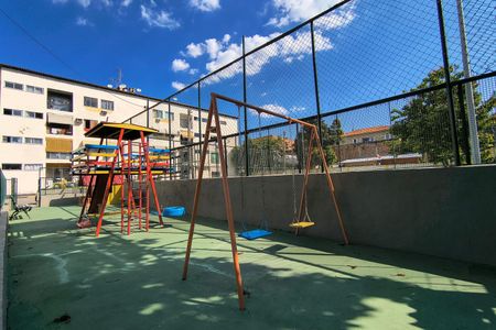 Apartamento à venda com 52m², 2 quartos e 1 vaga Apartamento à venda com 52m², 2 quartos e 1 vagaÁrea comum - Playground