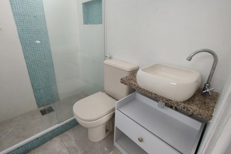 Apartamento à venda com 52m², 2 quartos e 1 vaga Apartamento à venda com 52m², 2 quartos e 1 vagaBanheiro da Suíte