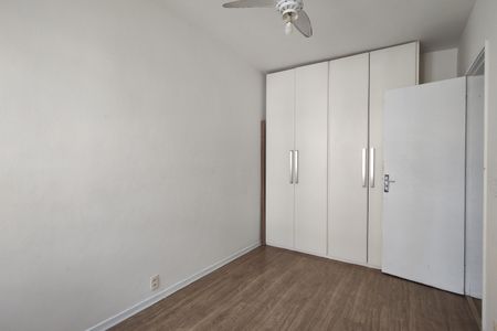 Apartamento à venda com 52m², 2 quartos e 1 vaga Apartamento à venda com 52m², 2 quartos e 1 vagaQuarto 1 - Armários