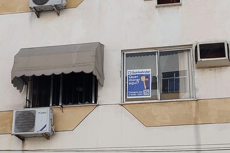 Apartamento à venda com 52m², 2 quartos e 1 vaga Apartamento à venda com 52m², 2 quartos e 1 vagaFachada