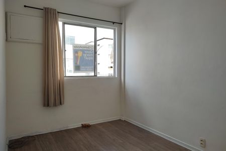 Apartamento à venda com 52m², 2 quartos e 1 vaga Apartamento à venda com 52m², 2 quartos e 1 vagaQuarto 1 - Armários