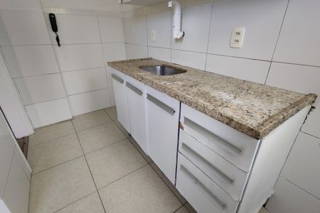 Apartamento à venda com 52m², 2 quartos e 1 vaga Apartamento à venda com 52m², 2 quartos e 1 vagaCozinha - Armários