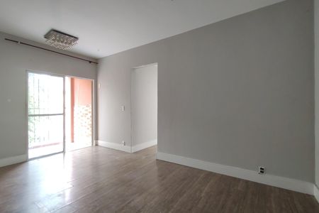 Apartamento à venda com 52m², 2 quartos e 1 vaga Apartamento à venda com 52m², 2 quartos e 1 vagaSala