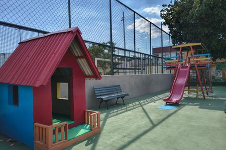 Apartamento à venda com 52m², 2 quartos e 1 vaga Apartamento à venda com 52m², 2 quartos e 1 vagaÁrea comum - Playground