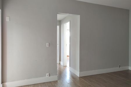 Apartamento à venda com 52m², 2 quartos e 1 vaga Apartamento à venda com 52m², 2 quartos e 1 vagaSala