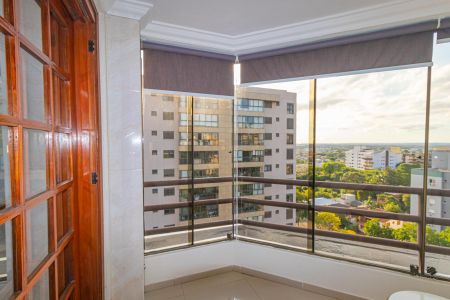 Apartamento à venda com 500m², 3 quartos e 2 vagas Apartamento à venda com 500m², 3 quartos e 2 vagasVaranda da Suíte
